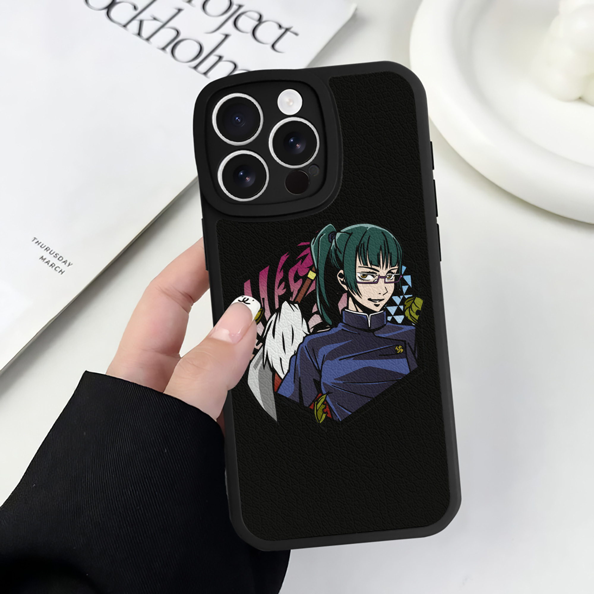 （画像用） 呪術廻戦 Jujutsu Kaisen 【iPhone 16シリーズ対応】シリコンスマホケース（レザー調） 材質：シリコン